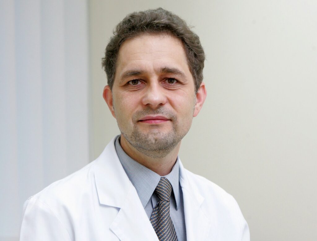 Dr. Robertas Kvaščevičius