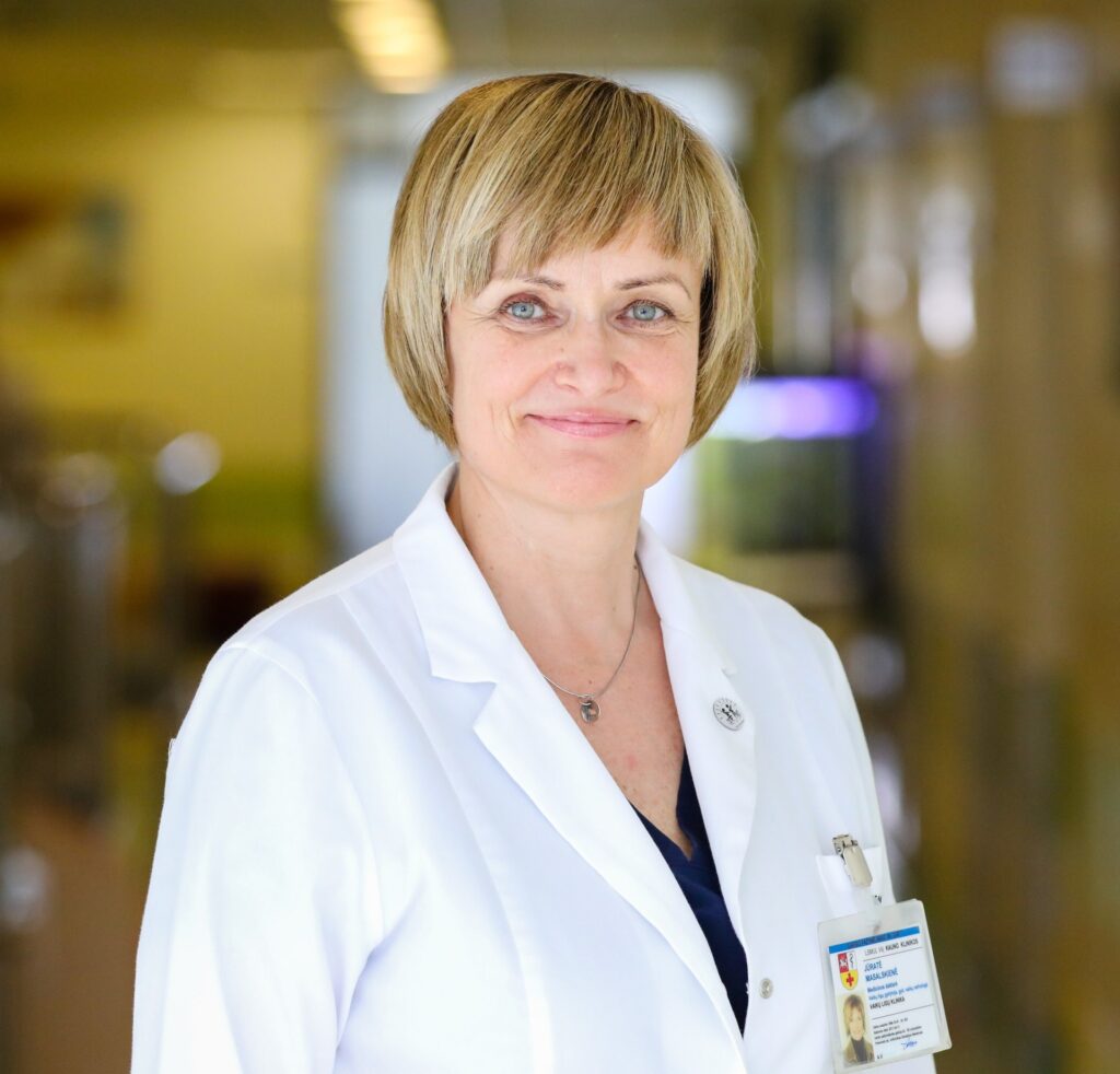 Kauno klinikų Vaikų ligų klinikos Nefrologijos sektoriaus ir Vaikų lėtinių ir retų inkstų ligų centro vadovė, gydytoja nefrologė doc. Jūratė Masalskienė / Kauno klinikų nuotr.