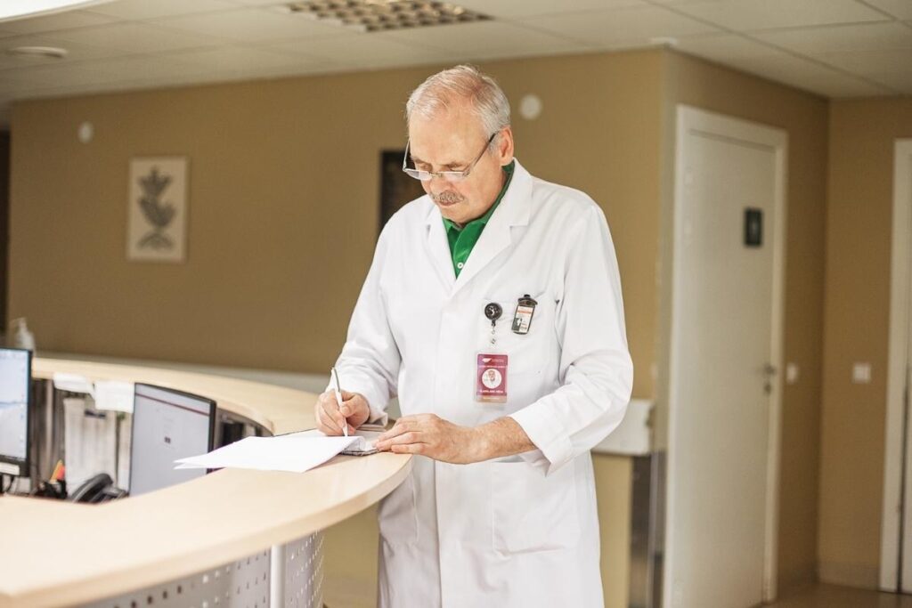 Gydytojas neurochirurgas Vladas Kieda / RVUL nuotr.