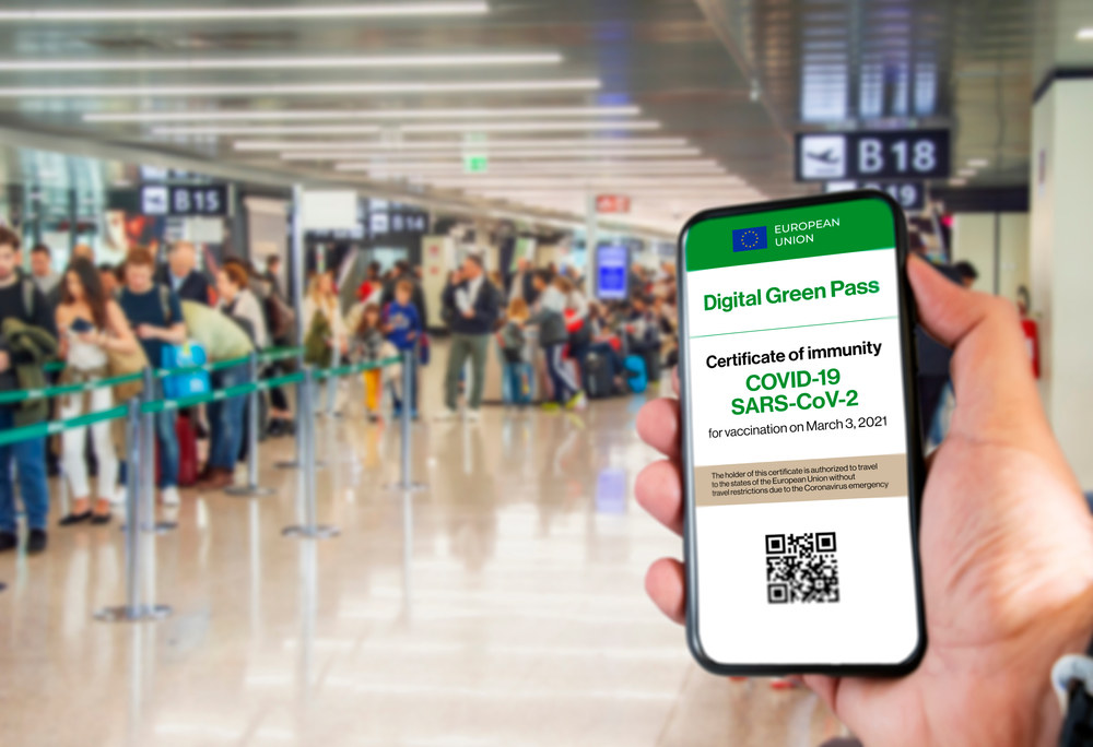 Europos Sąjungos skaitmeninis COVID pažymėjimas palengvins keliavimą tarp bendrijos šalių / Shutterstock nuotr.