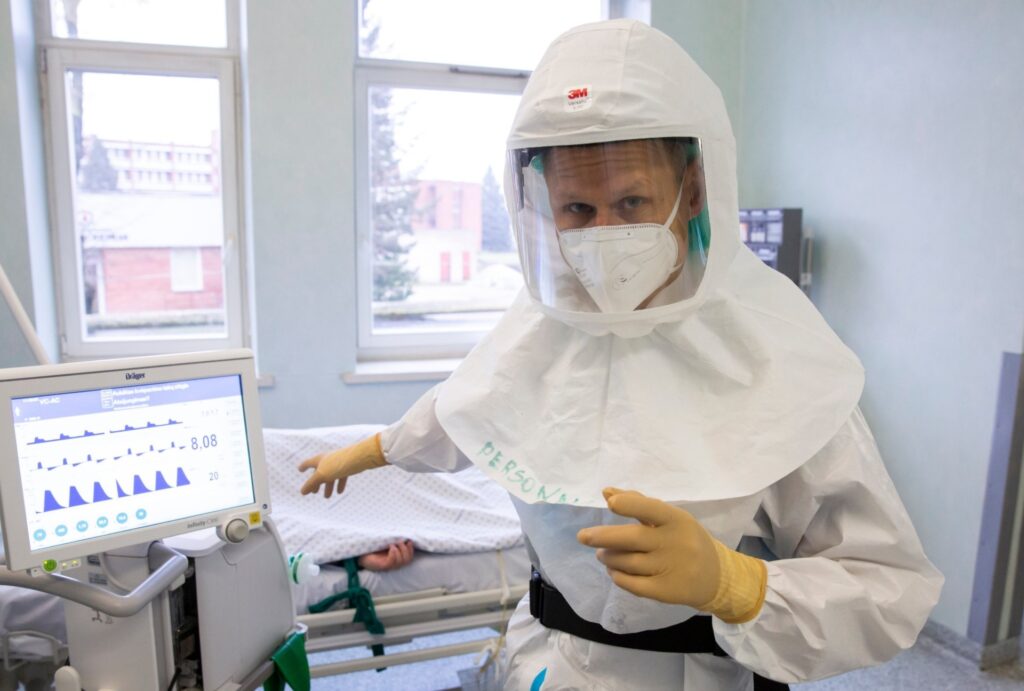 Gydytojas anesteziologas-reanimatologas prof. Vidas Pilvinis.