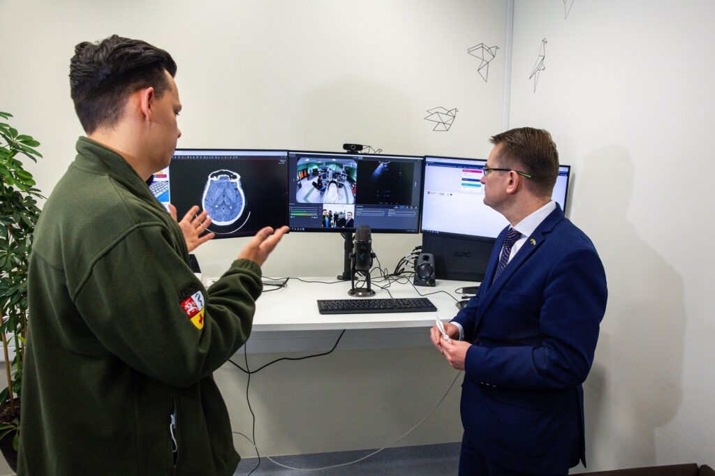 Telemedicinos centrų dėka sutrumpės pacientų aptarnavimo laikas ir bus efektyviau panaudojami žmogiškieji resursai.