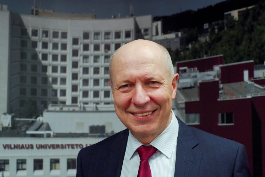 Santaros klinikų generalinis direktorius, gydytojas urologas prof. Feliksas Jankevičius