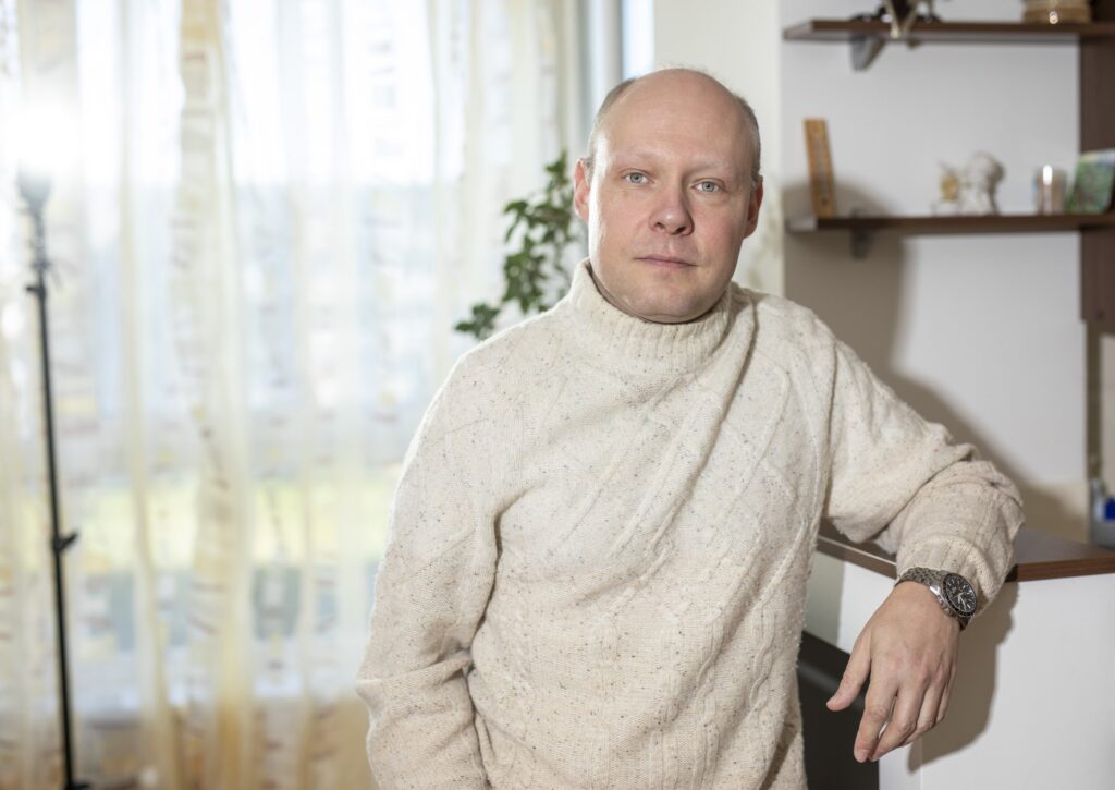 Ramūnas, 44 m.: Anksčiau mano gyvenimą ir planus gerokai ribojo liga. Šiandien galiu mėgautis kelionėmis ir nebijoti, kad pabudęs ryte su savaiminiu kraujavimu būsiu priverstas likti lovoje.