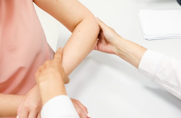 Pažangus gydymas Kauno klinikose padėjo Ievai įveikti sunkią atopinio dermatito formą